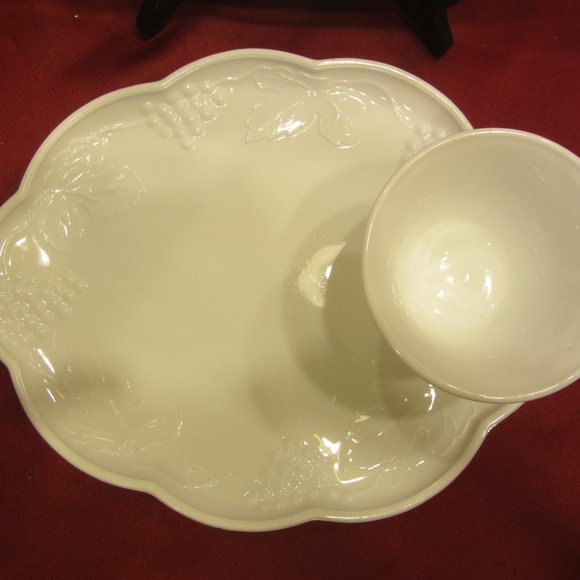 VTG 60'S LUNCHEON SET, CUP & PLATE, MILK GLASS, $20 EA SET - Picture 2 of 8